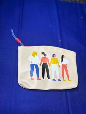 Ipsy Neutral Women's Pouch with Colorful Women Graphic